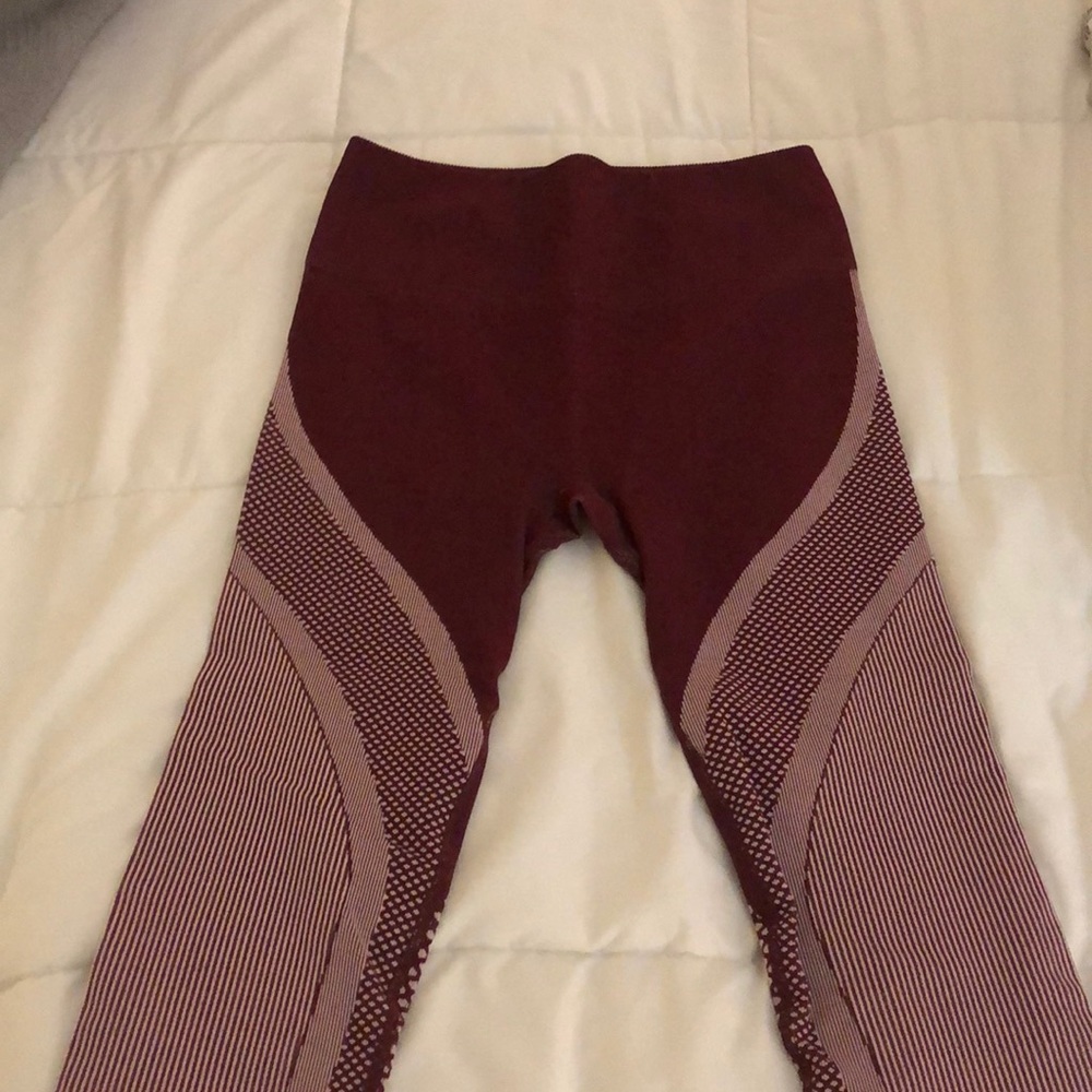 Fabletics leggings - Picture 2 of 4